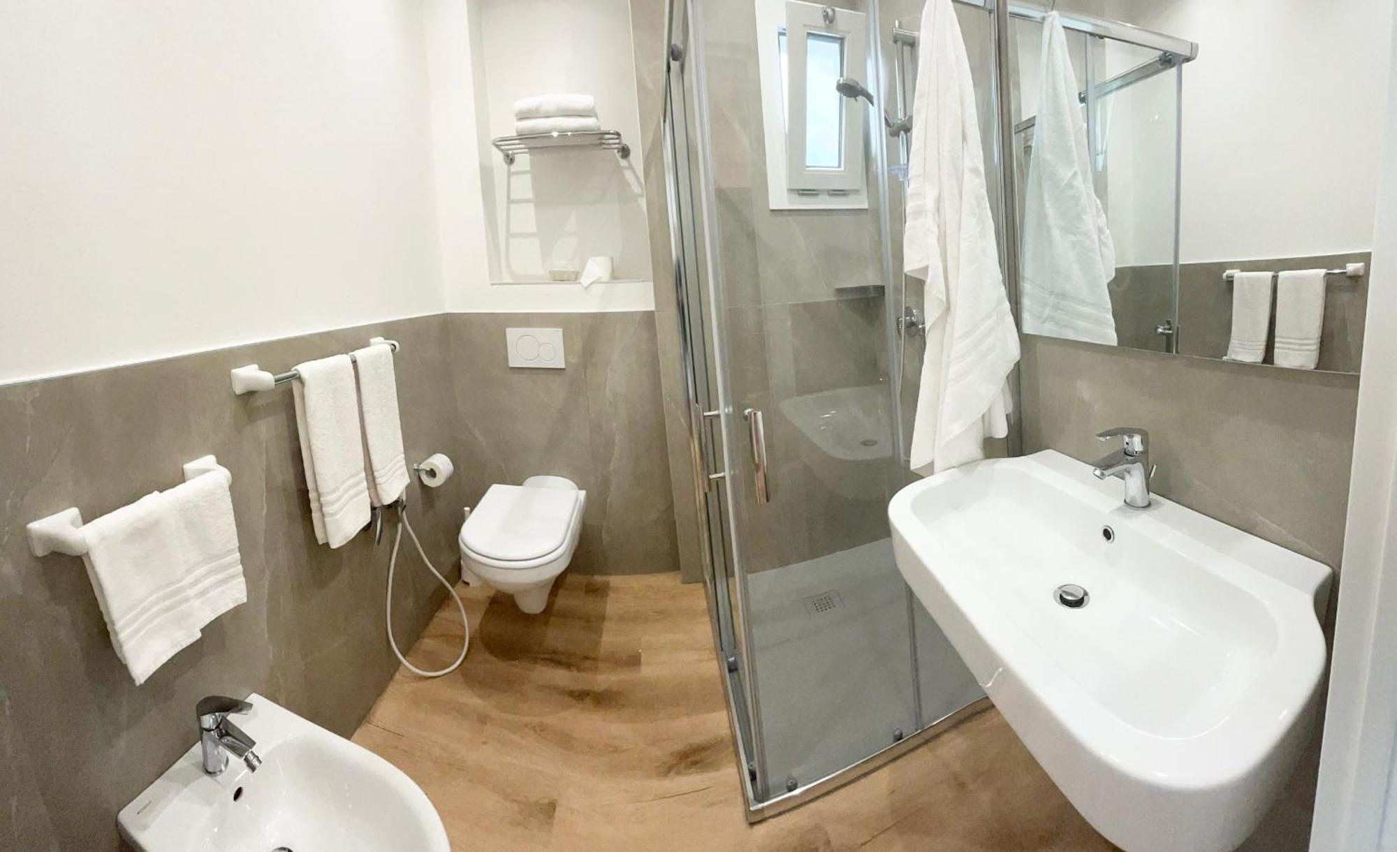 Hotel Niagara Κατόλικα Εξωτερικό φωτογραφία